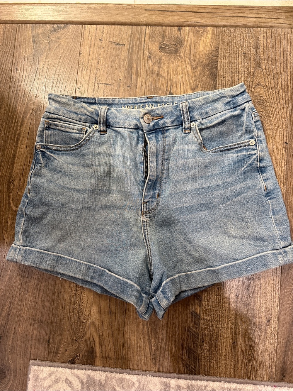 American Eagle Outfitters Curvy Mom Shorts